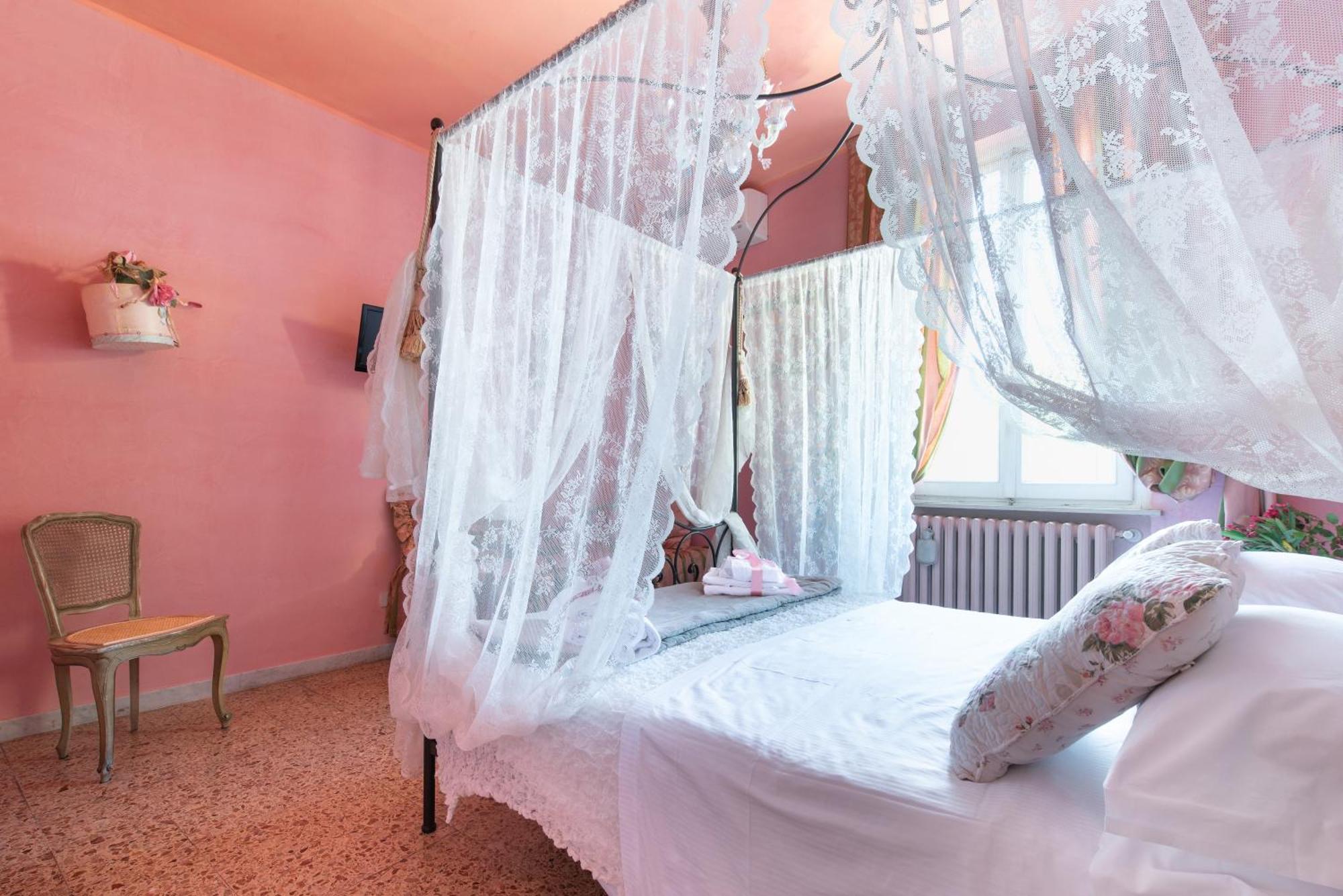 Bibi Boutique Arezzo Living Suite Rosafragola & Verdeconiglio Εξωτερικό φωτογραφία