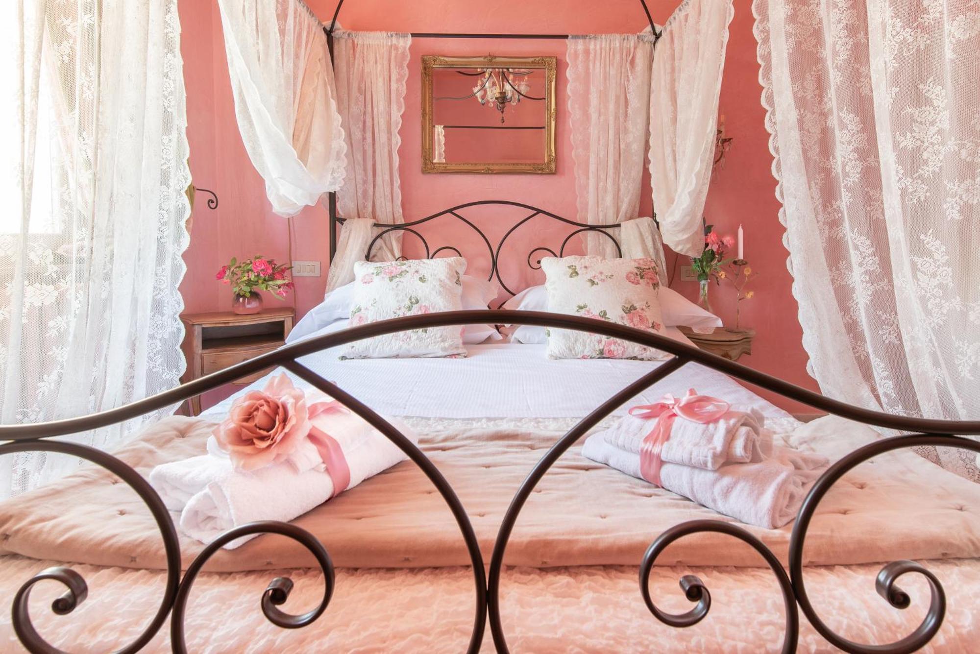 Bibi Boutique Arezzo Living Suite Rosafragola & Verdeconiglio Εξωτερικό φωτογραφία